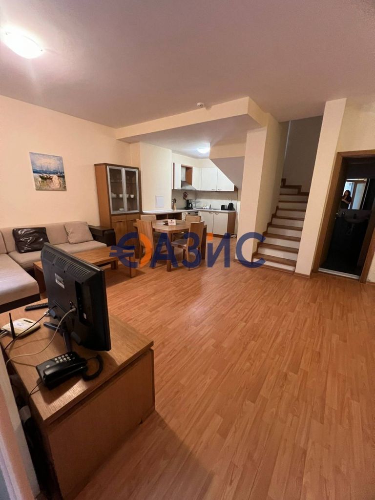 Продава се Тристаен апартамент в Свети Влас - 110 кв.м за 1273 €/кв.м - Снимка #4