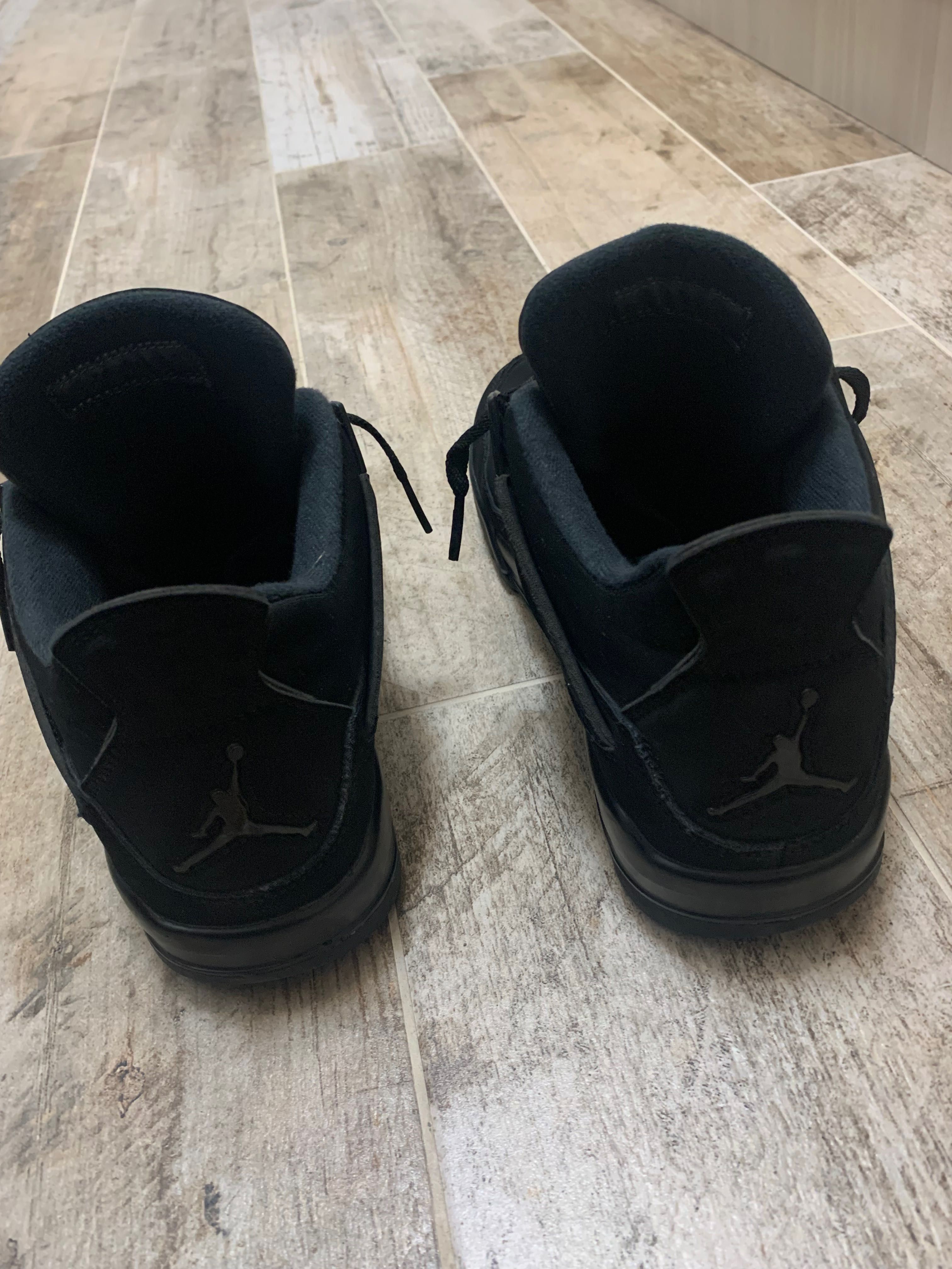 Jordan 4 Black Cats