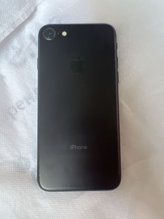 iPhone 7 • 32GB • Mat qora • Holati yaxshi
