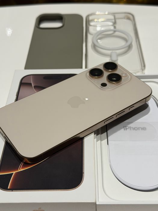 Vand Iphone 16 PRO Desert Titanium 256 GB