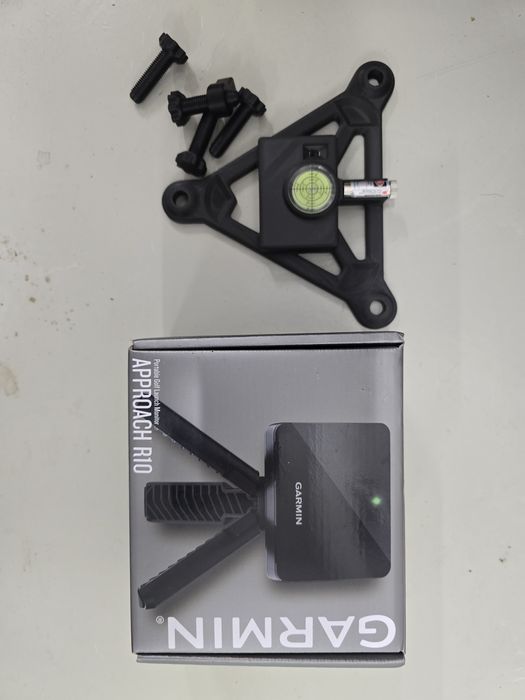 Garmin R10  Голф симулатор
