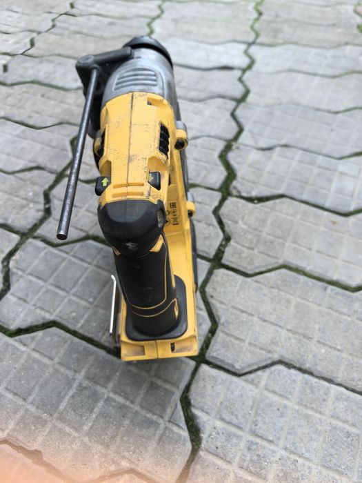 Rotopercutor Dewalt DCH273