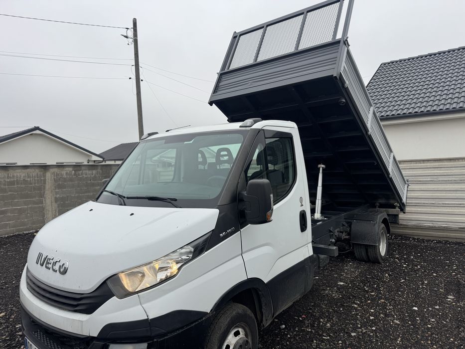 Iveco basculabil pe 3 parti