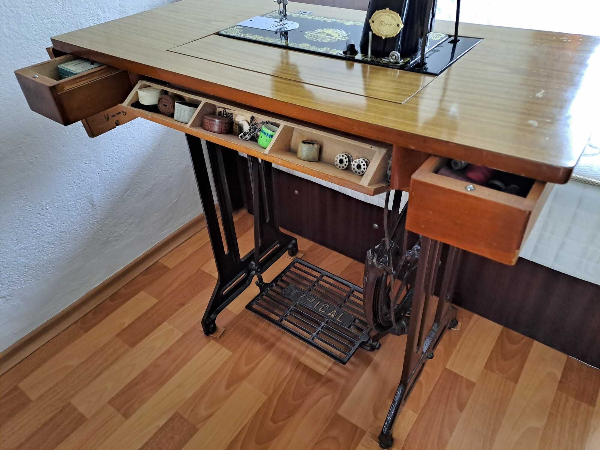 Шевна машина Typical - работеща