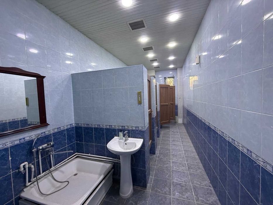 Сдается отдельно стоящиие здание 1000м2  на Юнус Абаде SH83