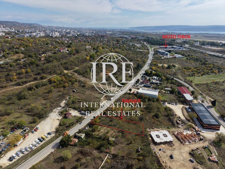 Парцел в Варна, област-гр.Аксаково площ 1102 цена 120000