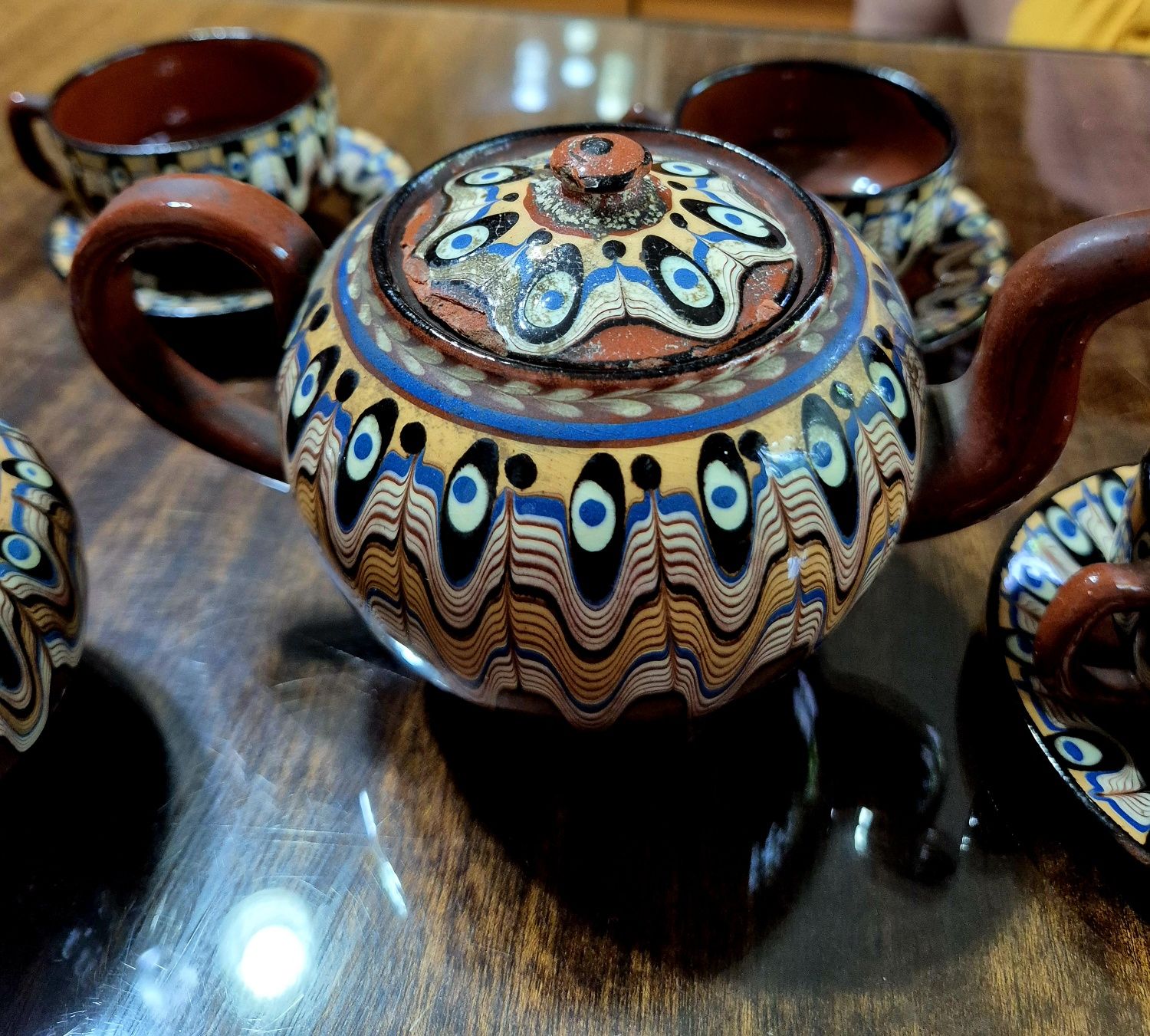 Керамичен сервиз за кафе