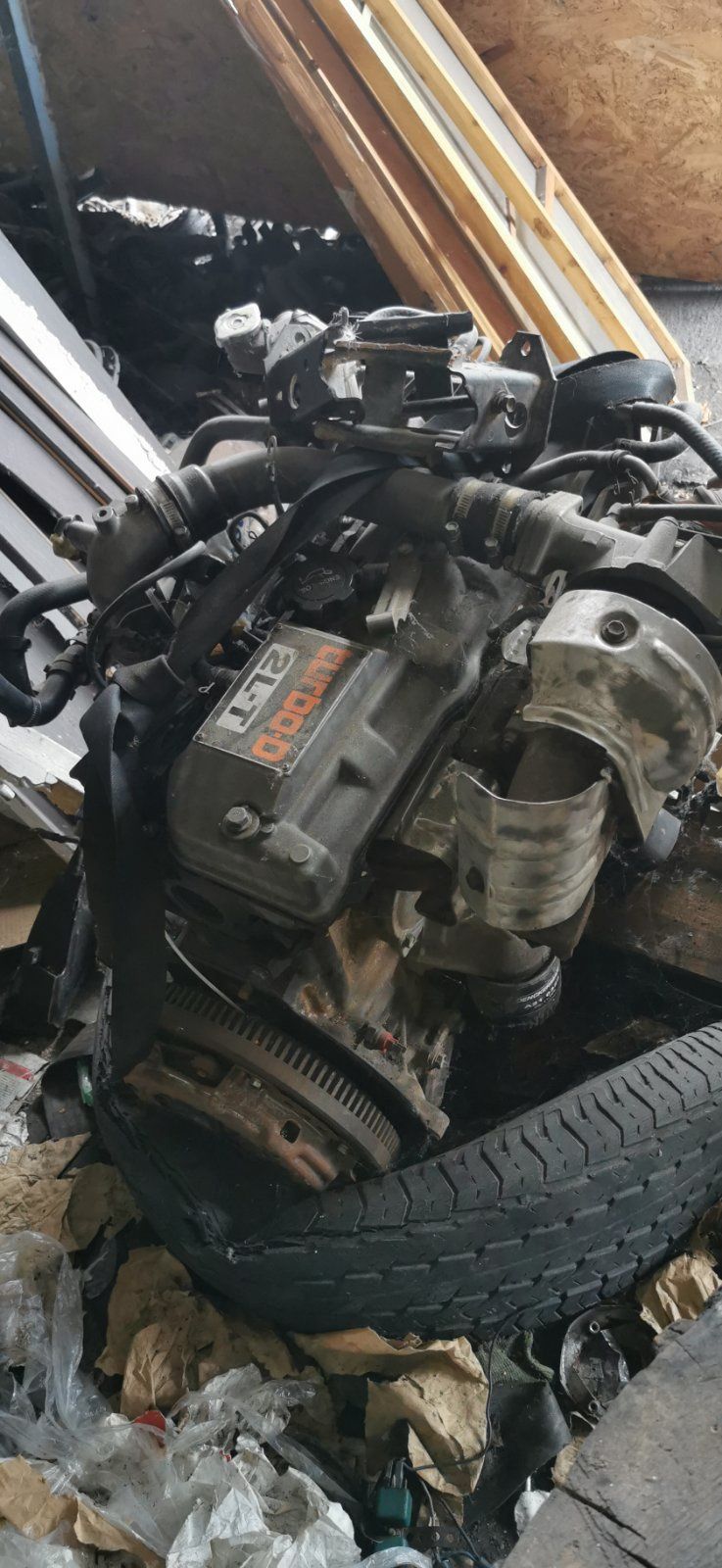Двигател за тойота 2.4 LT на части