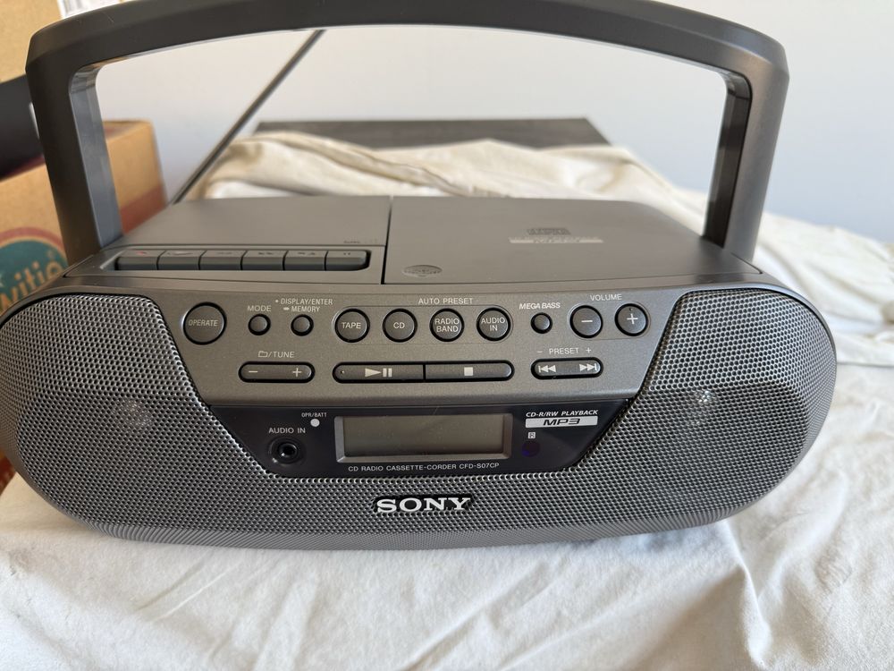 Radio CD MP3 caseta Sony