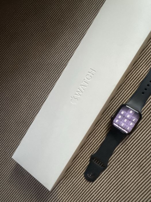 Apple watch 8 series