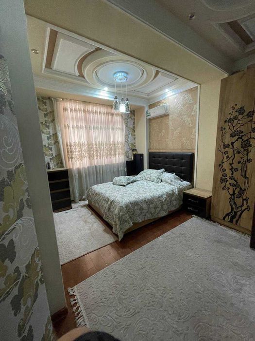 В центре города, Продается 3х комнатная шикарная квартира, 112 м2