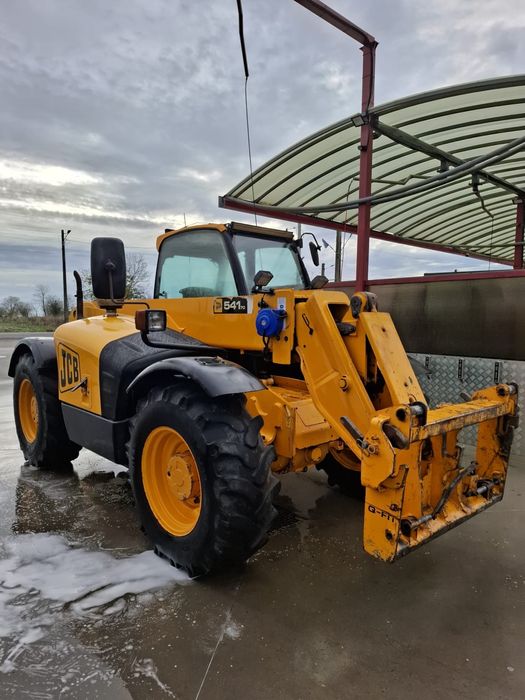 Jcb 541-70 incarcator in stare de functionare. Se ofera proba.