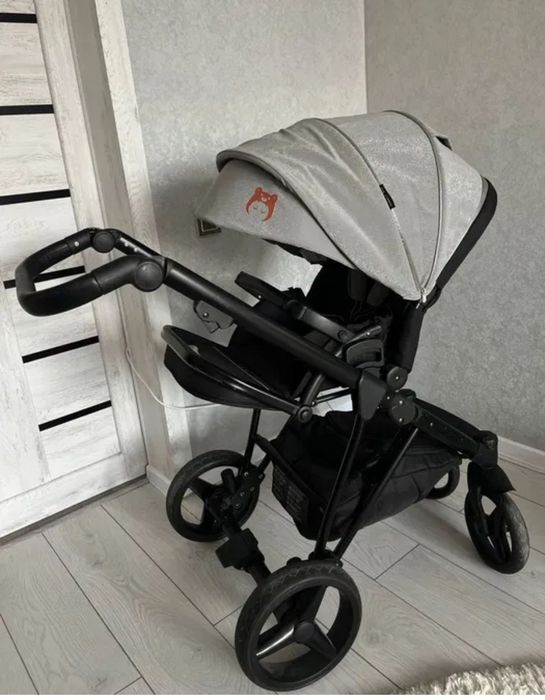 Продам коляску 2в1 люлька прогулка зима-лето