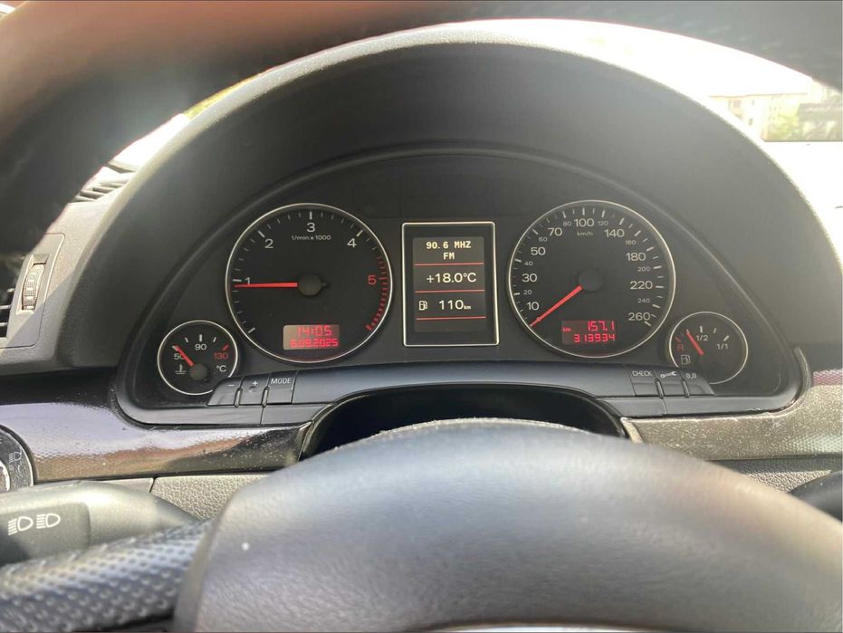 Audi A4 B6 1.9 131 cp