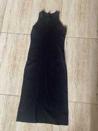 Черное платье майка S