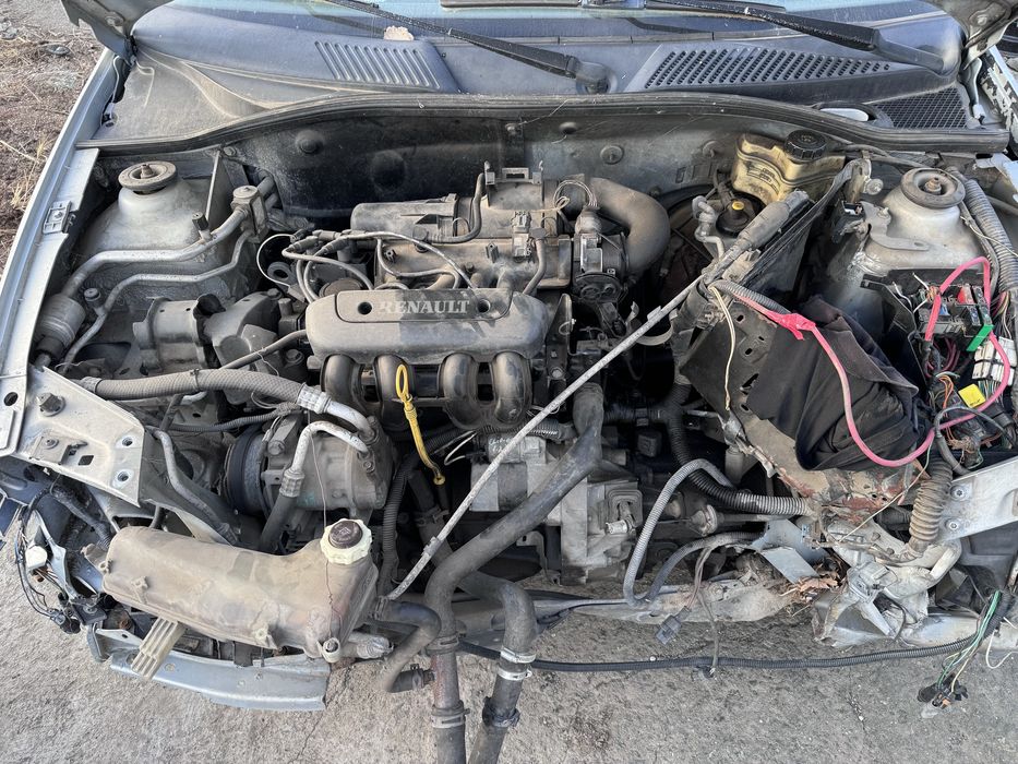 Renault Clio 1.2i 58hp 1999г На Части