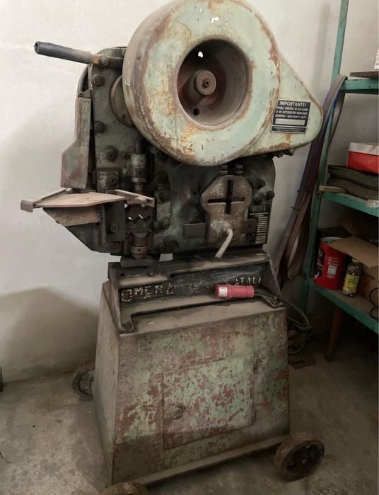 Masina de taiat fier Omera Italy