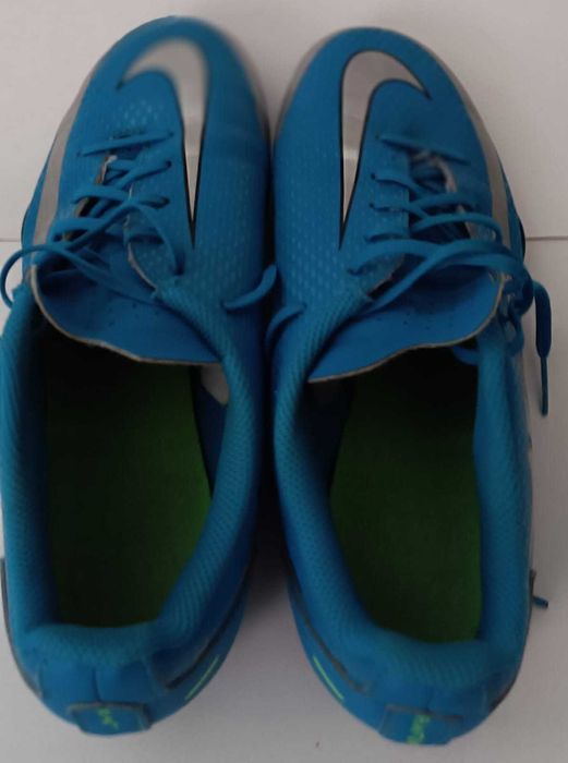 Ghete de fotbal Nike Phantom