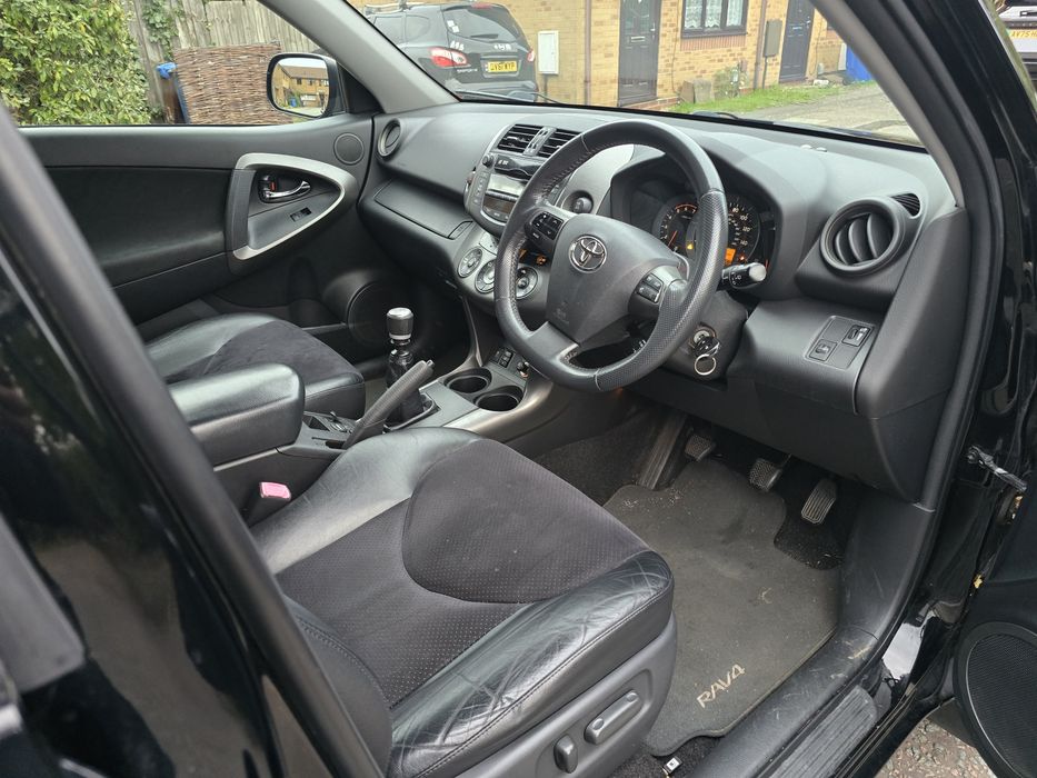 Toyota RAV4 във много добро състояние