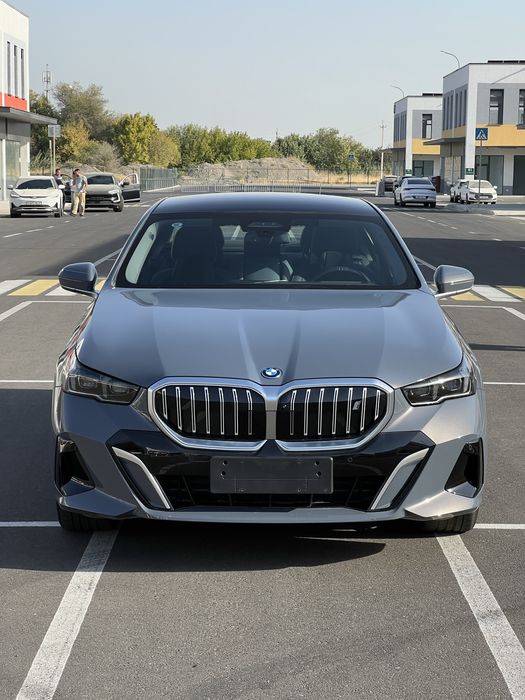 Bmw i5 35L dop  Bmw