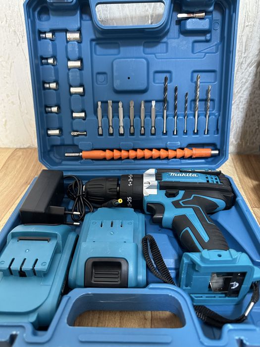 Шуроповерты Makita DeWALT