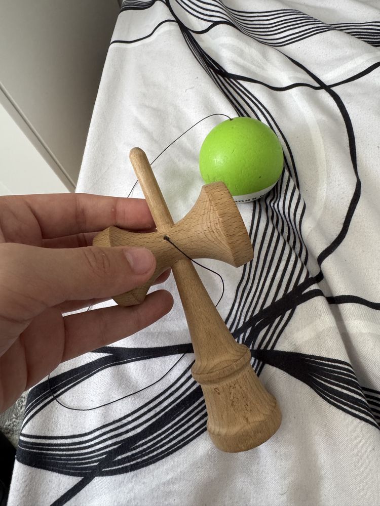 Kendama Krom Pop Rubber Lime