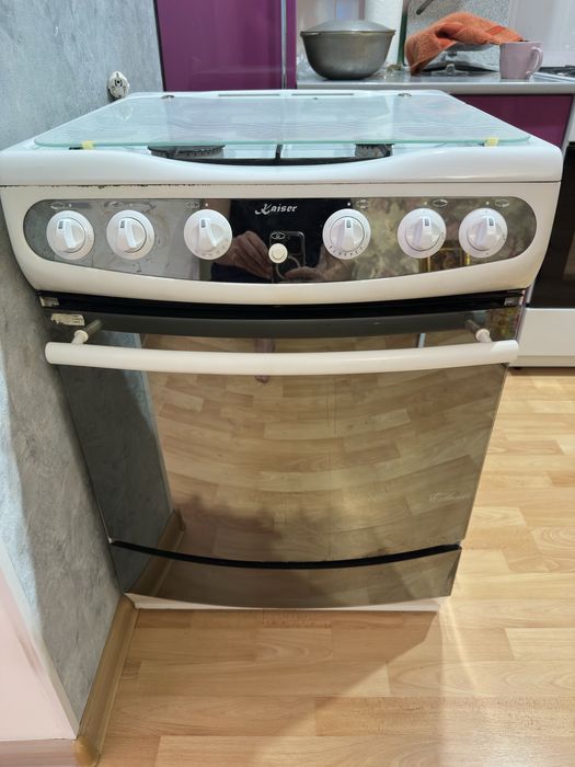 Газ плита Kaiser в хорошем состоянии