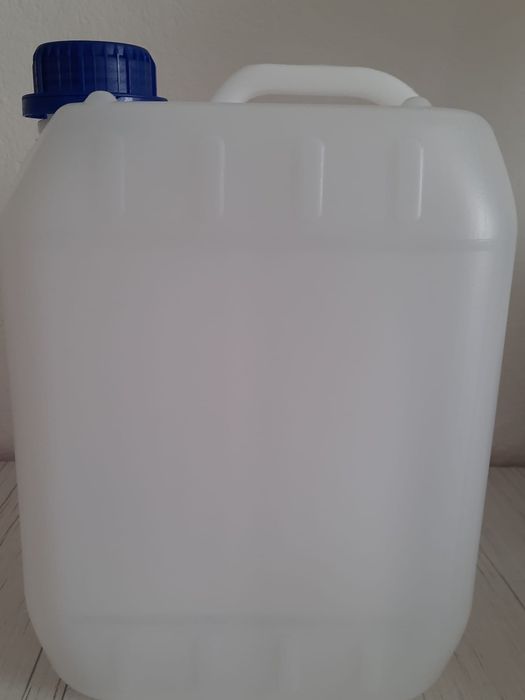 Vând bidoane 5L de plastic