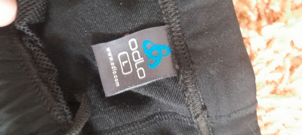 Vand pantaloni Odlo negri