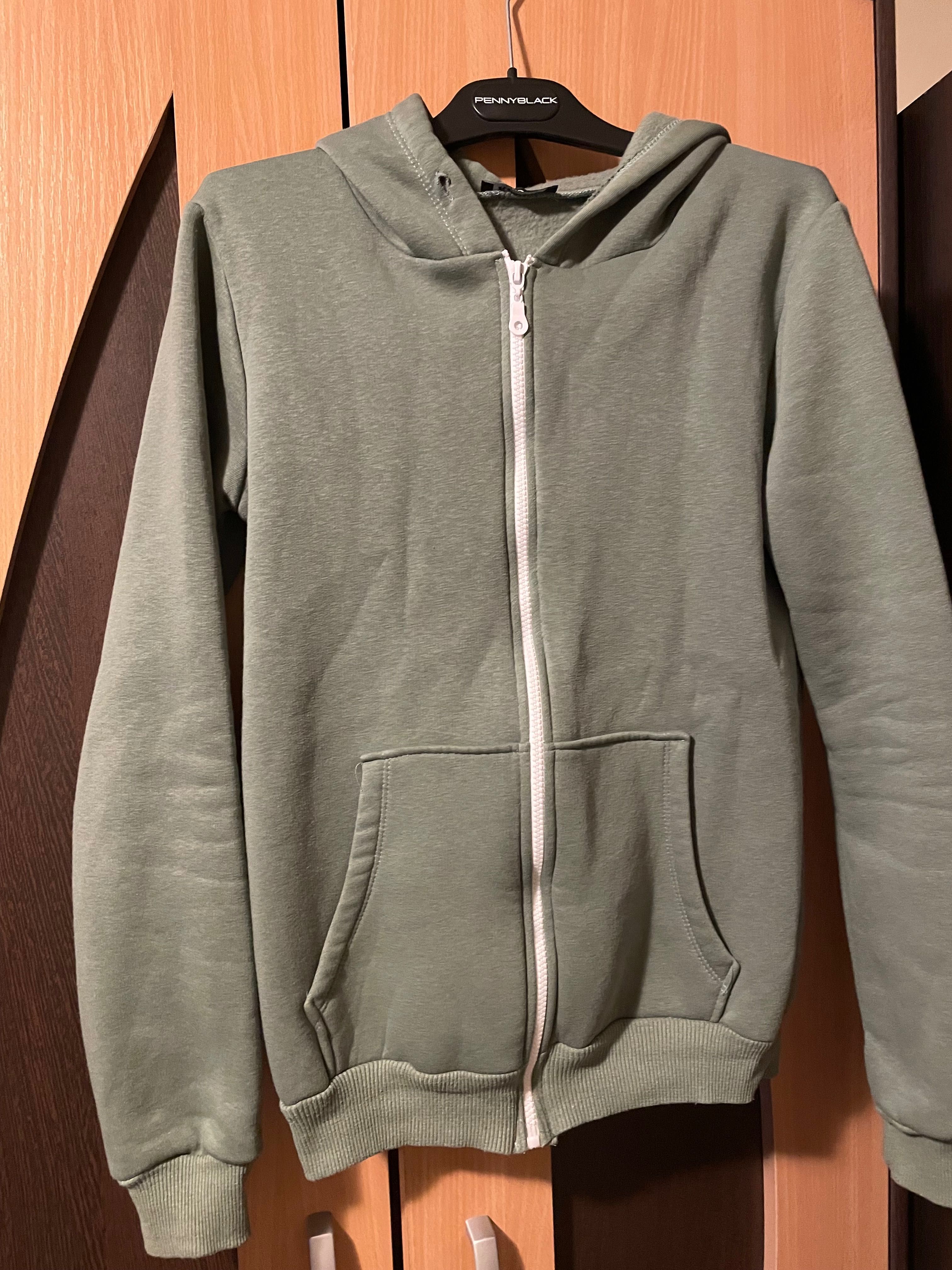 Hoodie/ hanorac cu fermoar și glugă/ pulover , mărime S/36 spre M/ 38