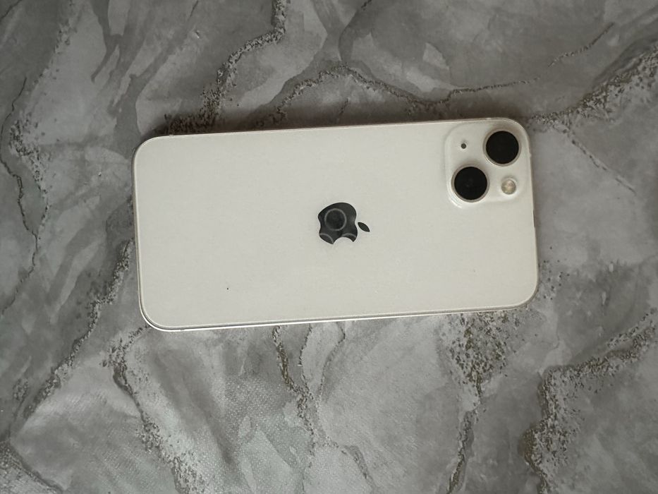 Iiphone 13  с нарантией  в отличном состоянии