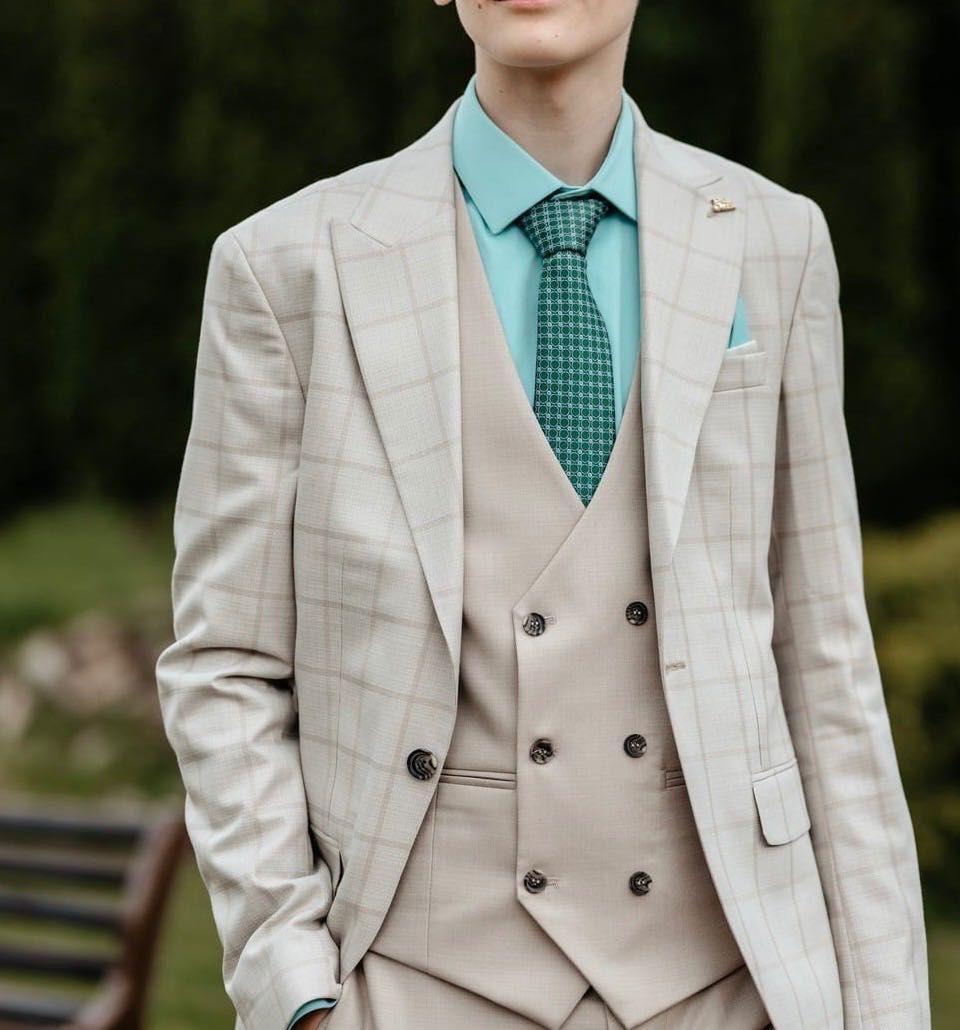 Costum elegant  băiat cadou cămașă +cravata