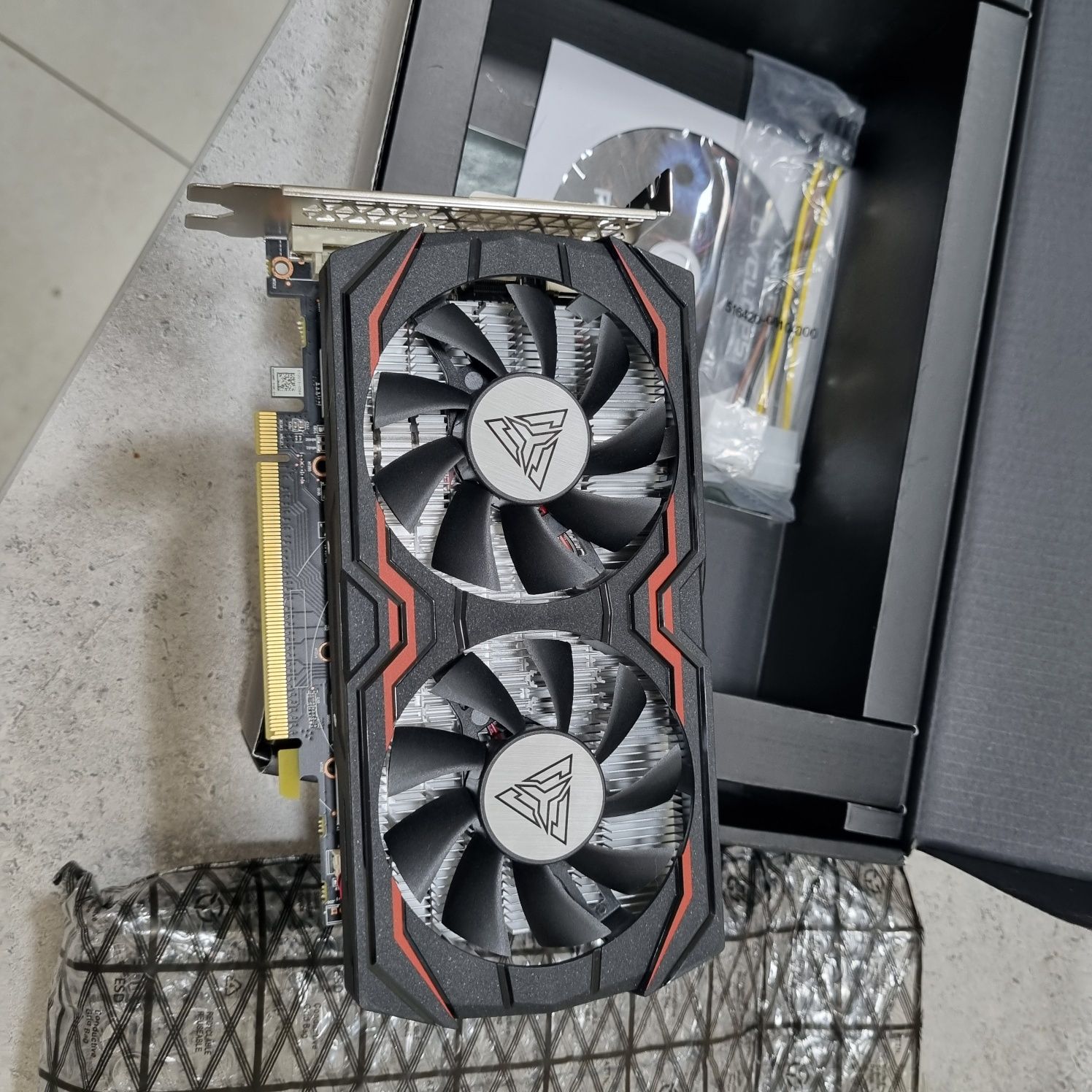 RX580 8GB 256Bit