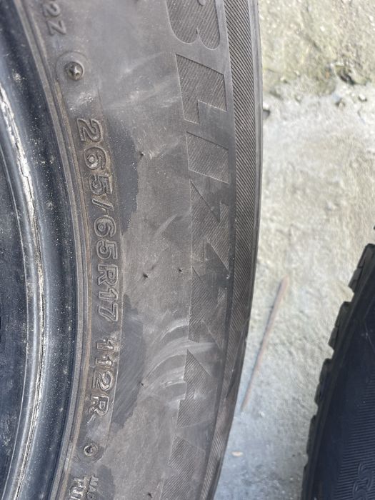 Зимни гуми Bridgestone Blizzak  265/65/17