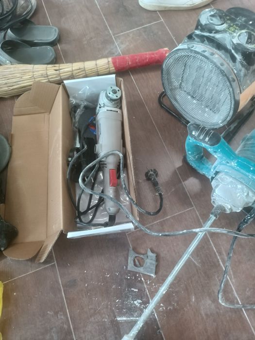 Строительные инструменты продам