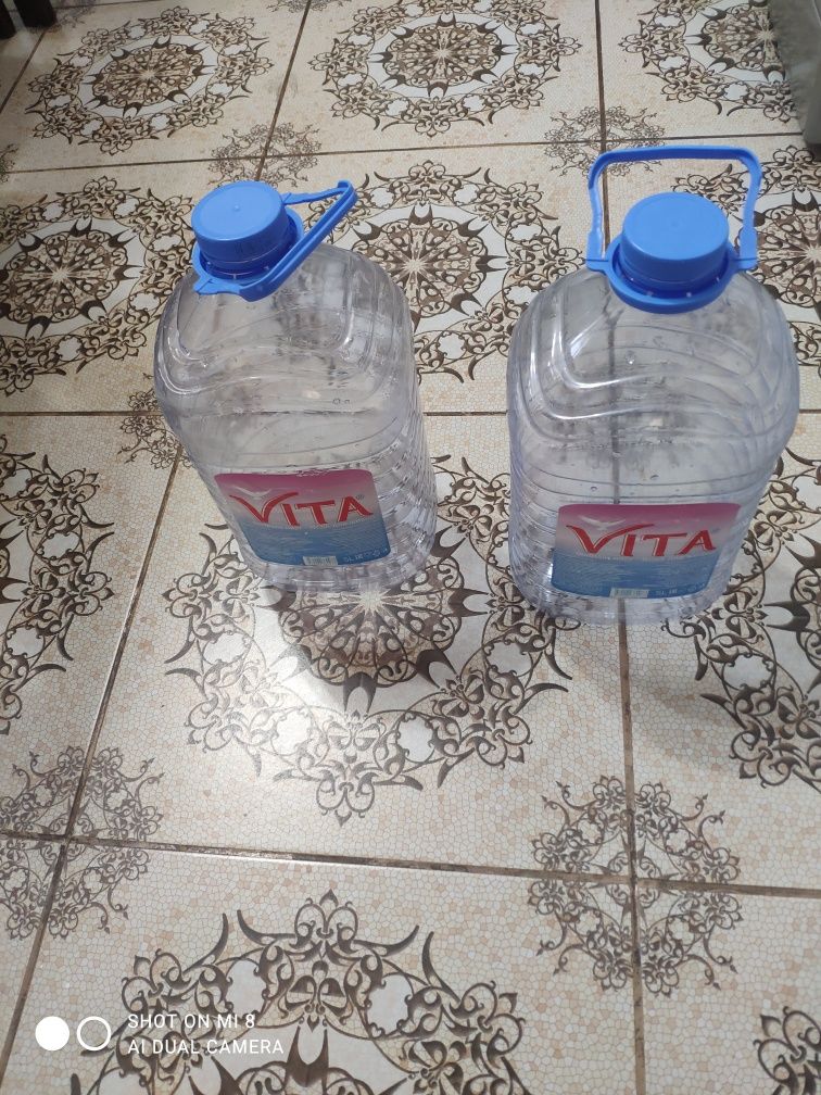 5 литровые чистые бутылки