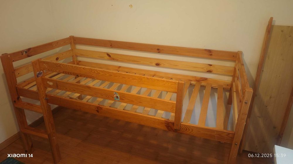 Pat copii cu tobogan