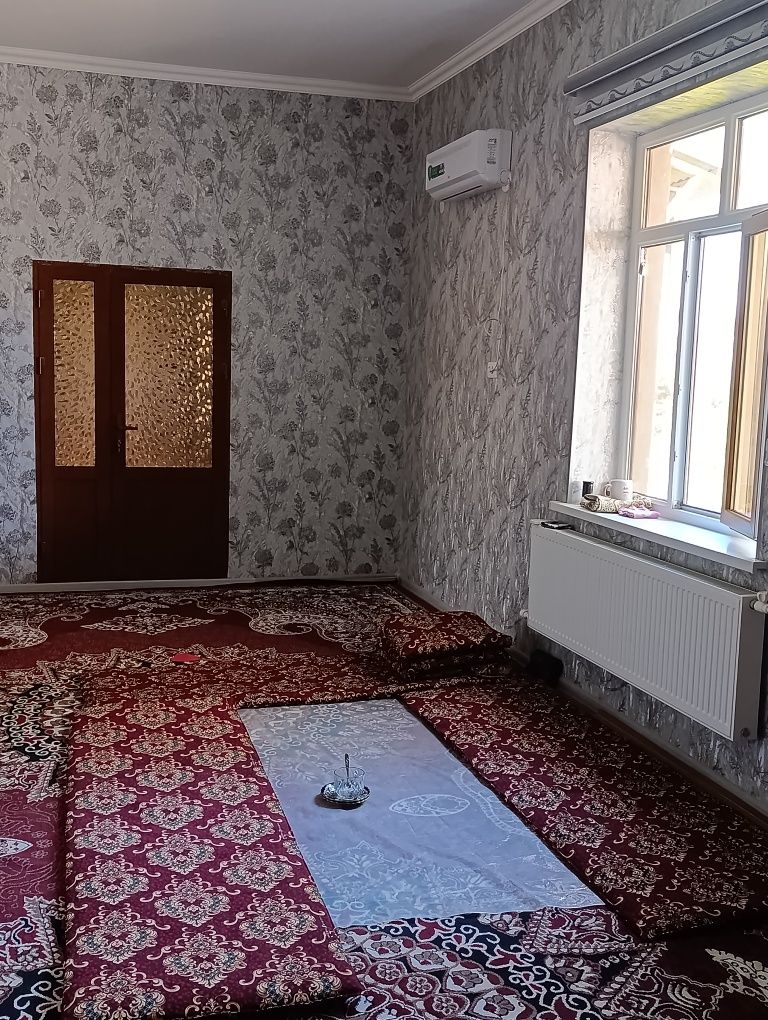 Galaosiyoda Kobdinda hovli tayyor sotiladi