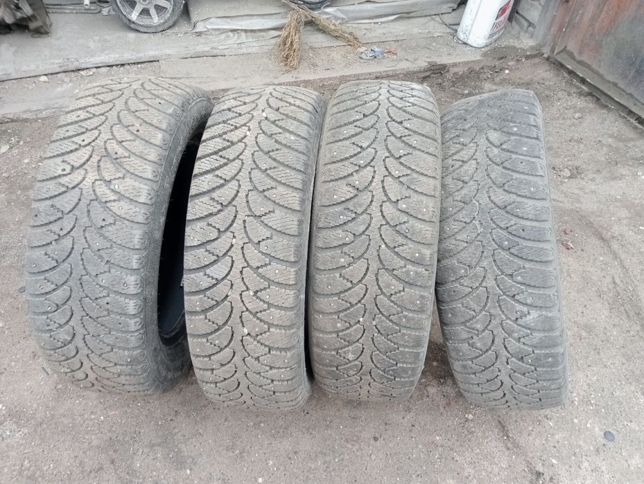 Продам зимний пакричка хорошем состояни