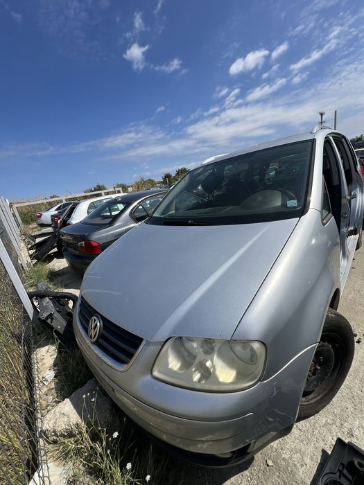 Vand bara fata capota usi haion motor 1.6 benzina vw touran
