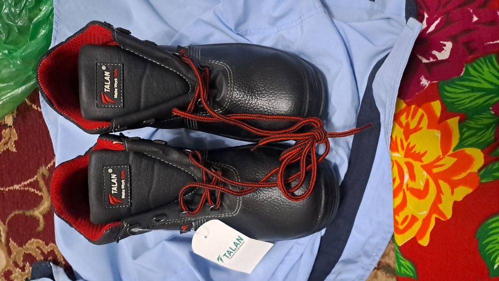 Ботинка сатылады