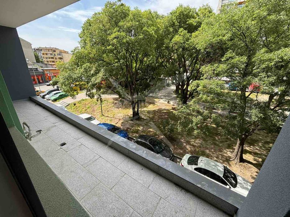 Продава се Тристаен апартамент в Варна, Бизнес хотел - 77 кв.м за 1643 €/кв.м - Снимка #7