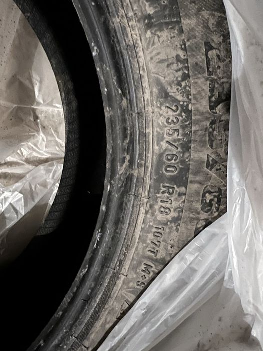 Зимние шины 235/60/18