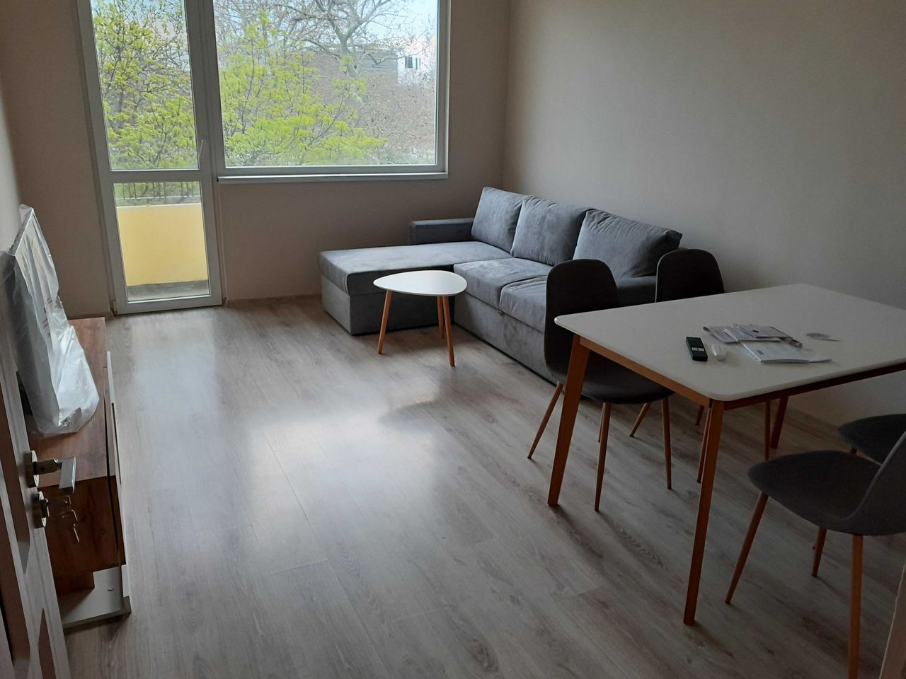 Дава се под наем Тристаен апартамент в Варна, Младост 2 - 63 кв.м за 484.5 € - Снимка #4