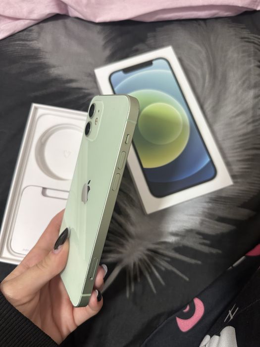 Iphone 12 verde, 64GB