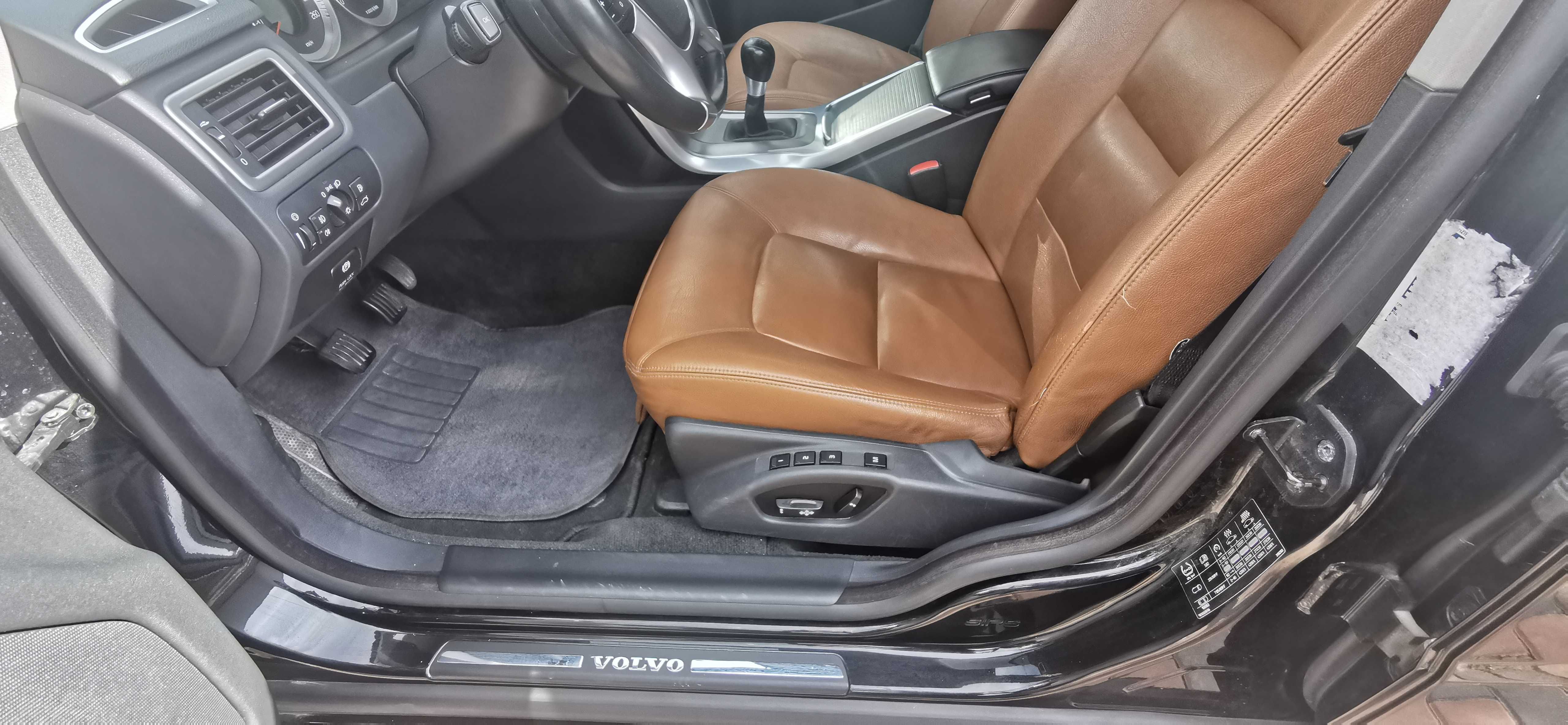 Volvo S 80 – foarte bine intretinuta