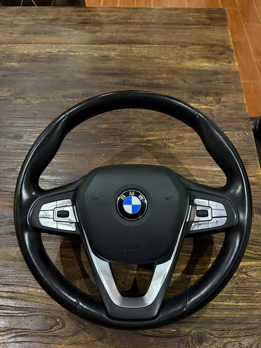 Volan BMW X3 stare excelenta