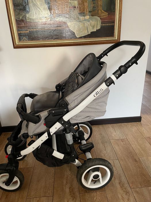 Коляска детская 3 в 1, в хорошем состоянии