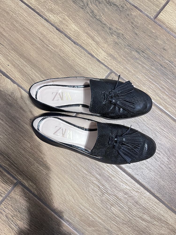 Боти H&M пантофи Zara чизми Asos