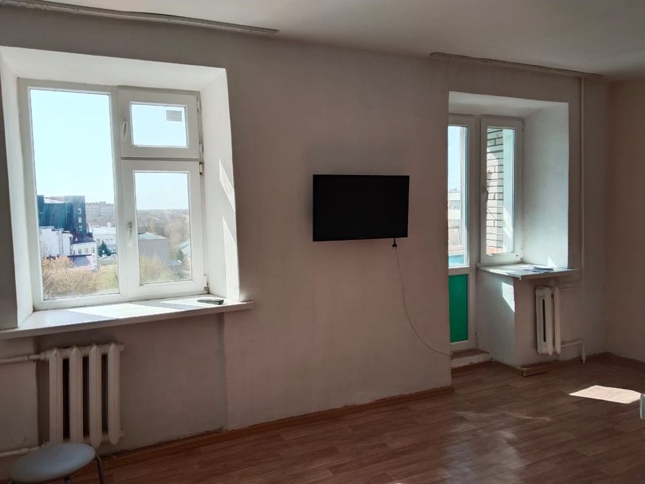 1 ком 8/9 на  Назарбаева  187